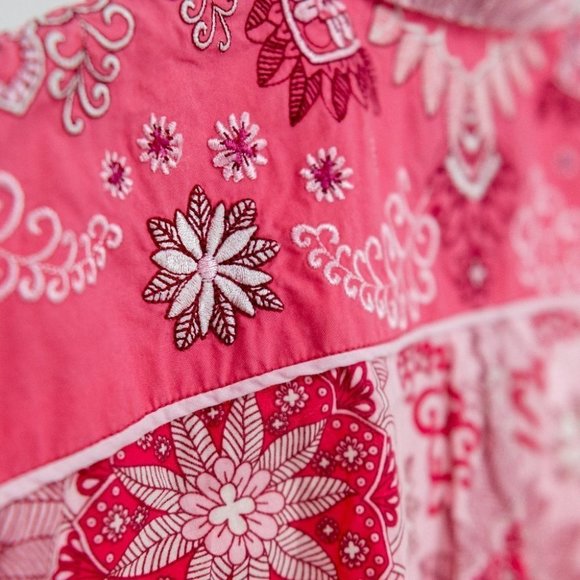 Robert Graham women's  Pink paisley embroidered blouse | Small - Picture 5 of 8